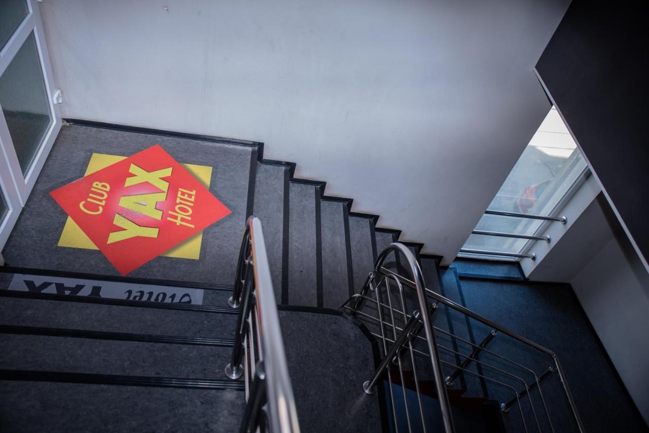 Hotel Yax Cîmpeni Zewnętrze zdjęcie