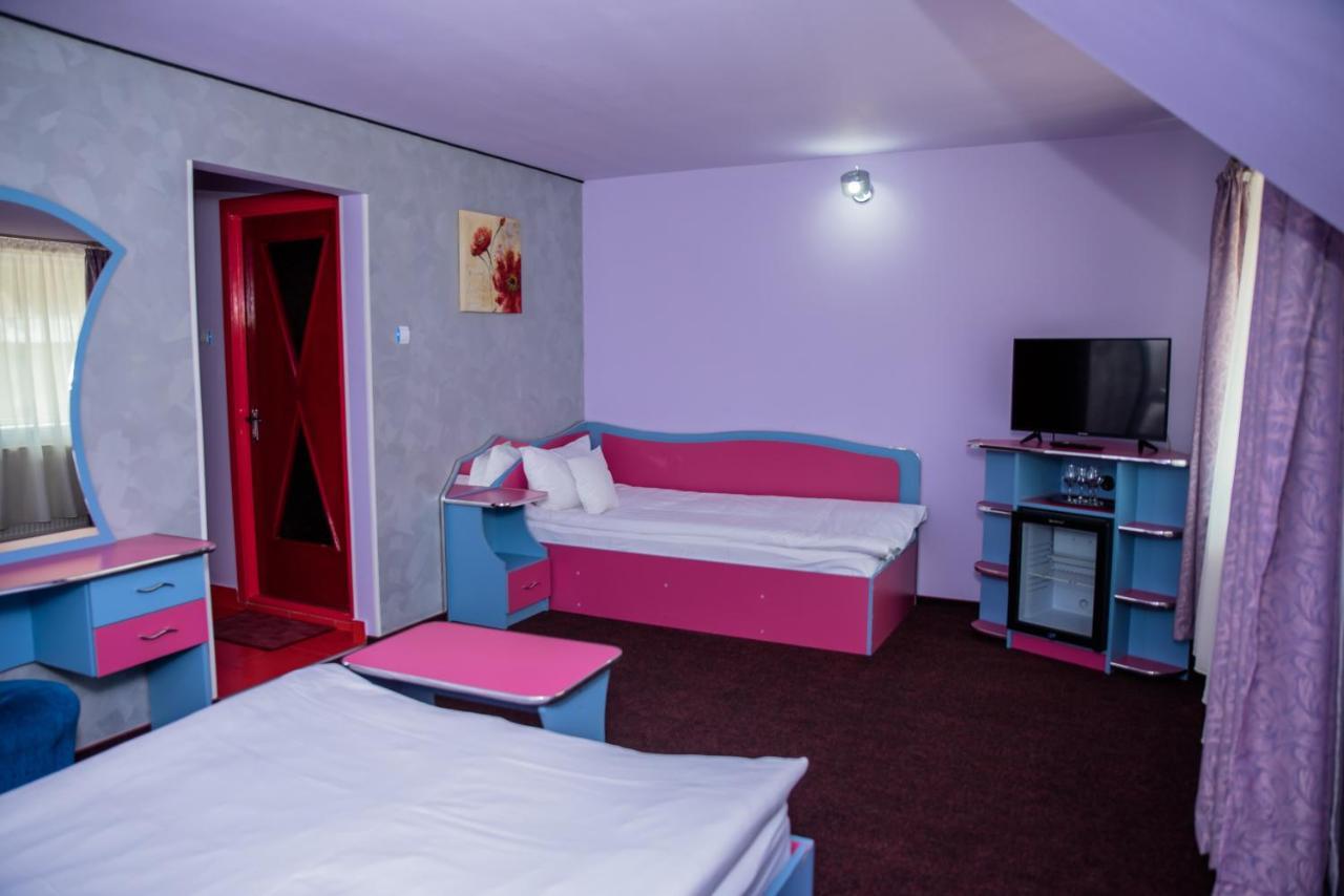 Hotel Yax Cîmpeni Pokój zdjęcie